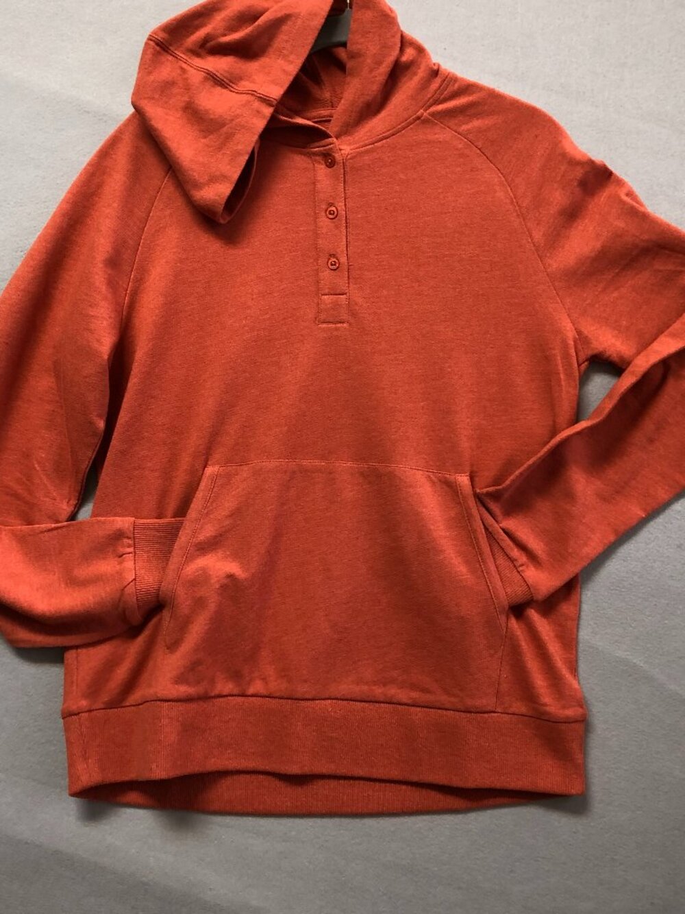 Old Ranch Aventura Medium Hoody Orange Kangaroo Pocket